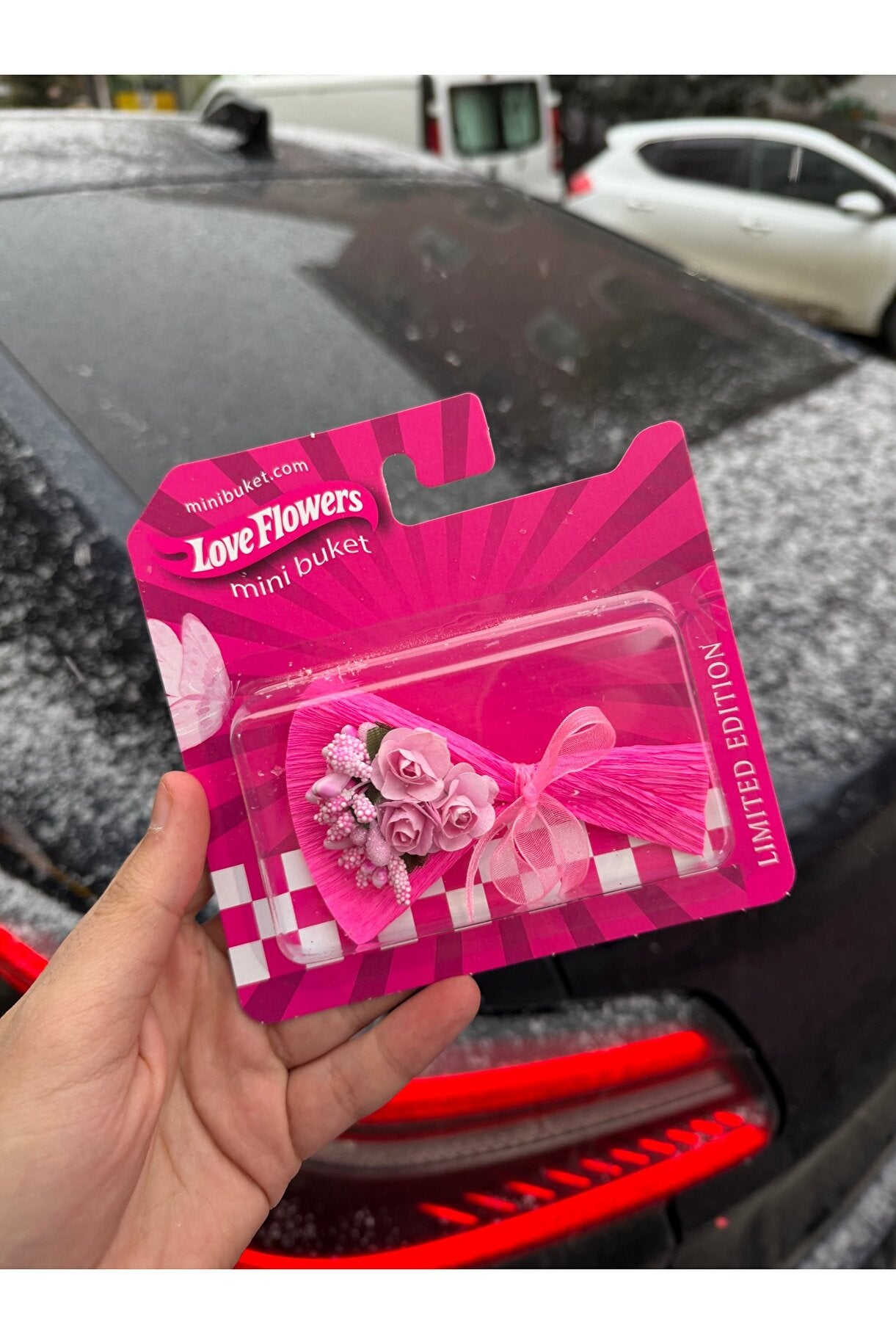 💐Love Flowers Mini Buket – Sevgililer Günü Özel